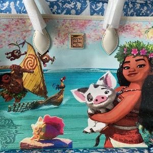 Dooney & Bourke Disney Parks Moana Large Tote